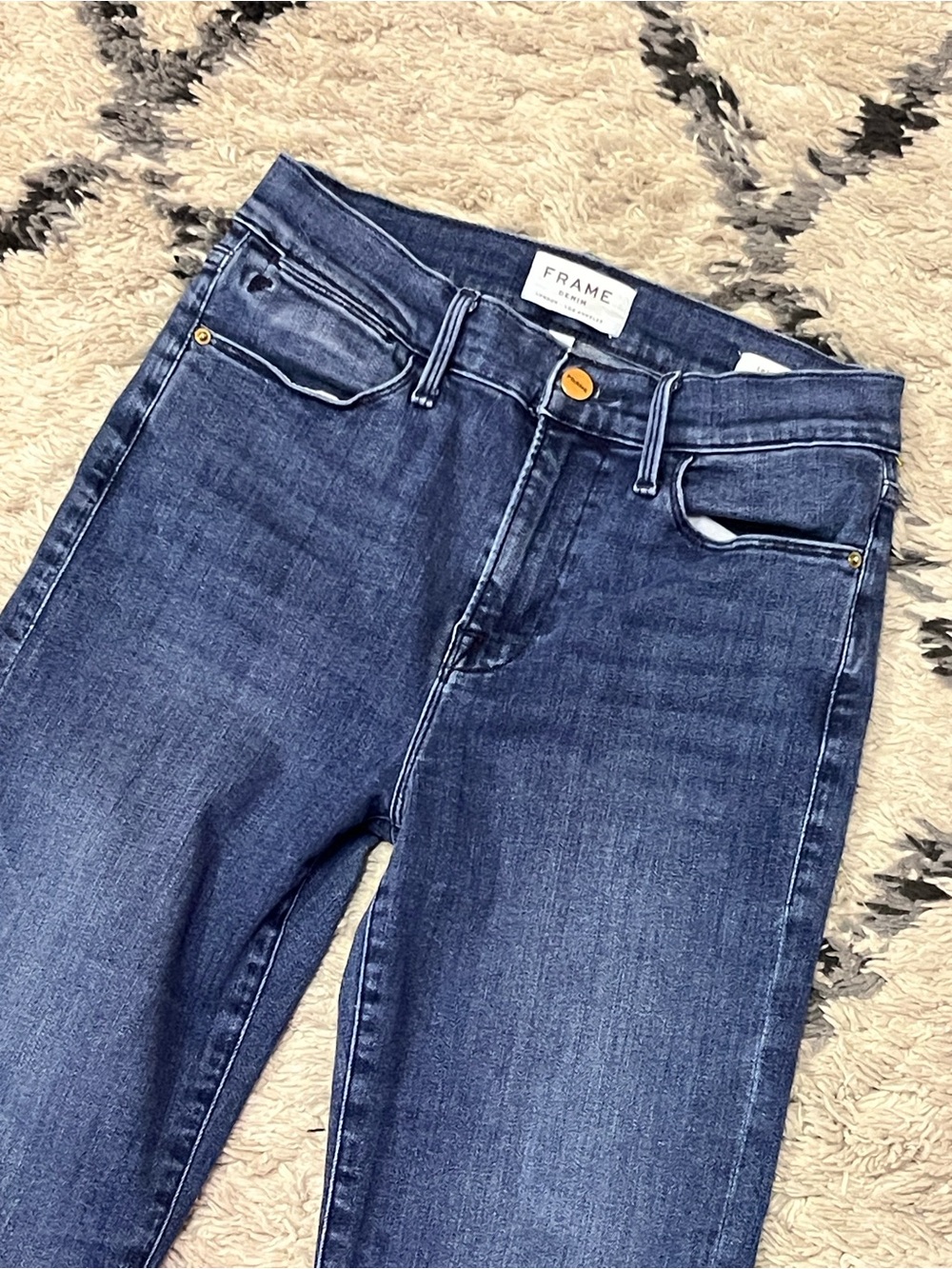 FRAME Le High Straight Jeans Size 27 High Rise Raw Hem Cropped Dark Wash - Picture 2 of 6
